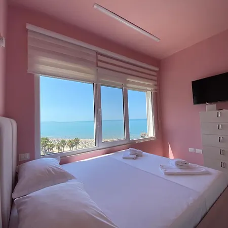 Apartment Pearl Luxury Apartament