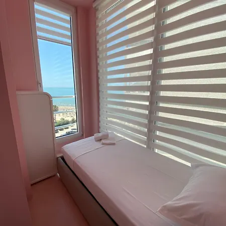 Pearl Luxury Apartament